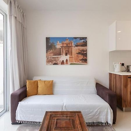 Comfy Apt With Terrace, 5 Mins To Sliema Ferries By 360 Estates Gzira المظهر الخارجي الصورة