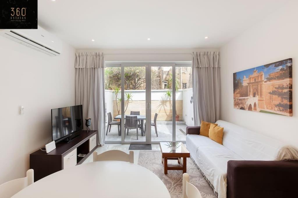 Comfy Apt With Terrace, 5 Mins To Sliema Ferries By 360 Estates Gzira المظهر الخارجي الصورة