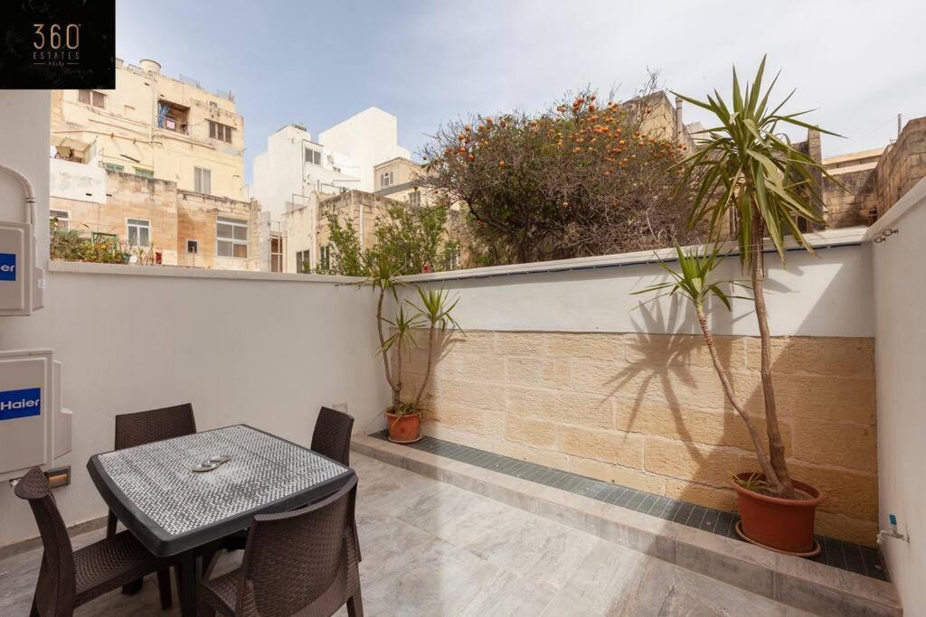 Comfy Apt With Terrace, 5 Mins To Sliema Ferries By 360 Estates Gzira المظهر الخارجي الصورة